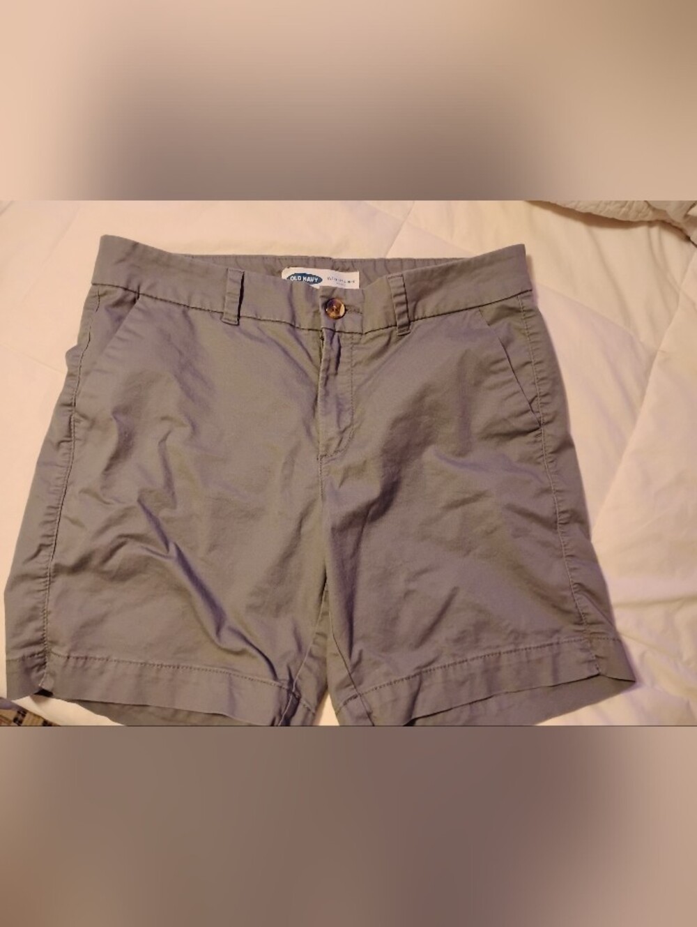 Old Navy Women Size 6 Gray Shorts